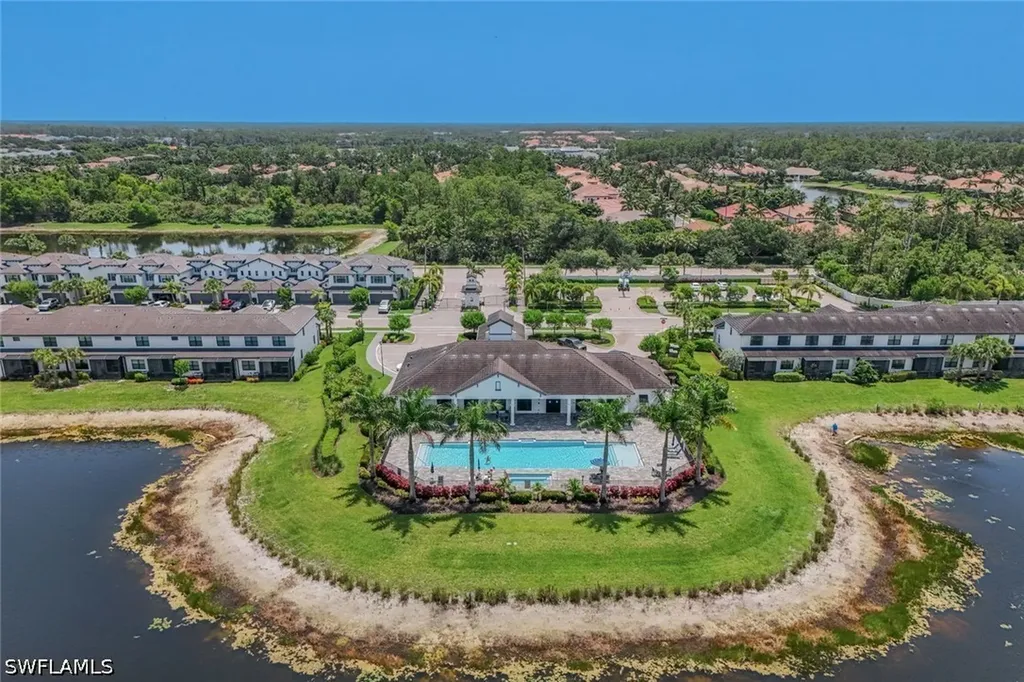 7348 Rockefeller Drive Naples FL 34119