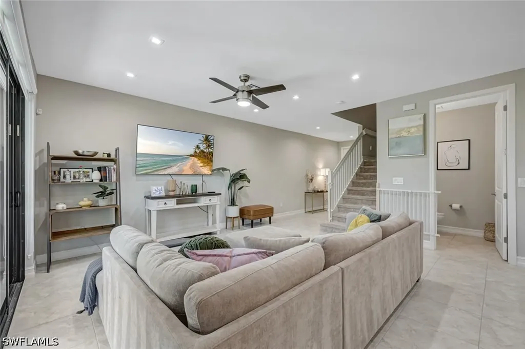 7348 Rockefeller Drive Naples FL 34119