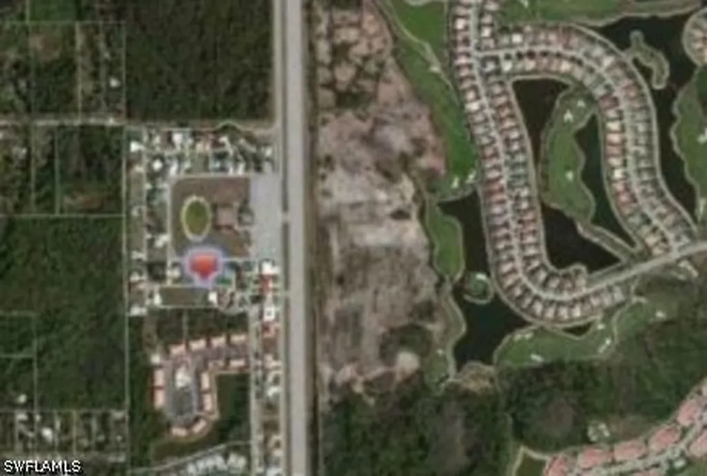 4085 Skyway Dr Lot#33 Naples FL 34112-2922