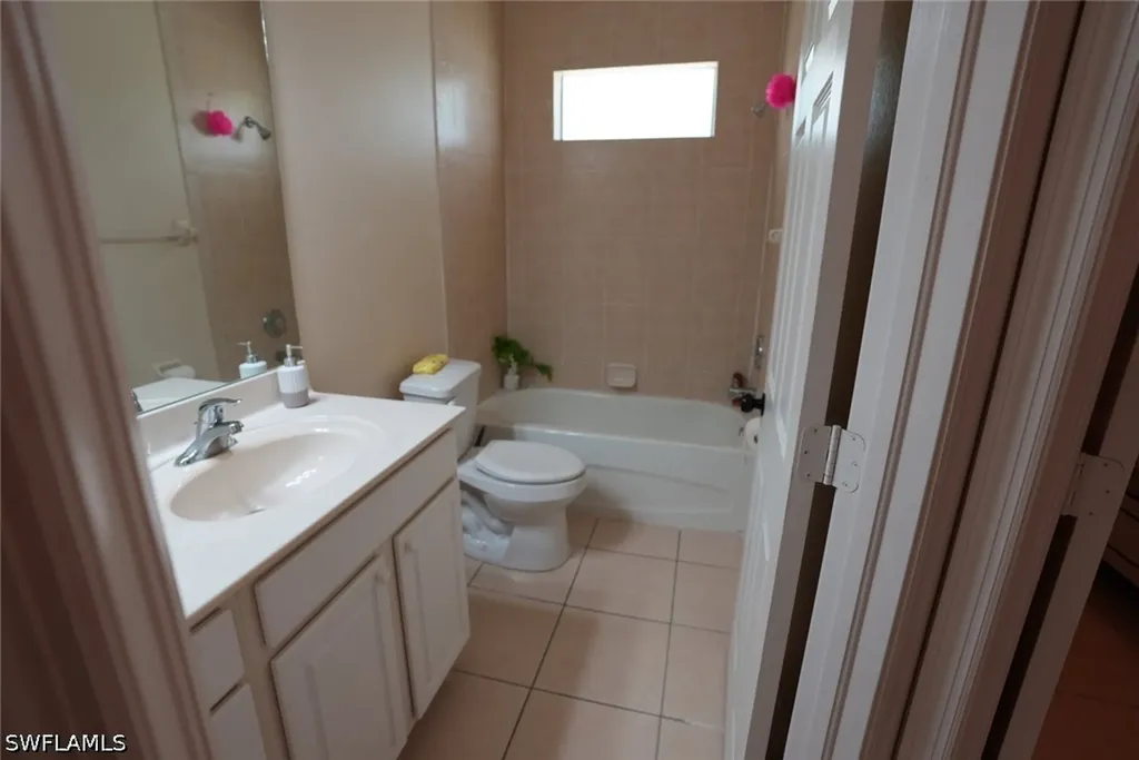 219 Columbus Avenue Lehigh Acres FL 33936