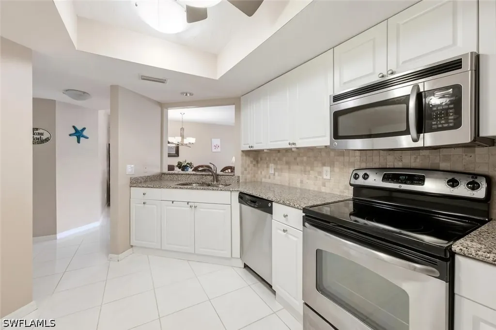 4987 Pepper Circle Naples FL 34113
