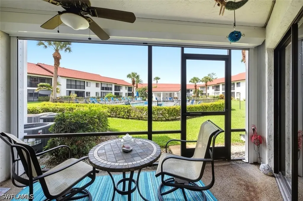4987 Pepper Circle Naples FL 34113