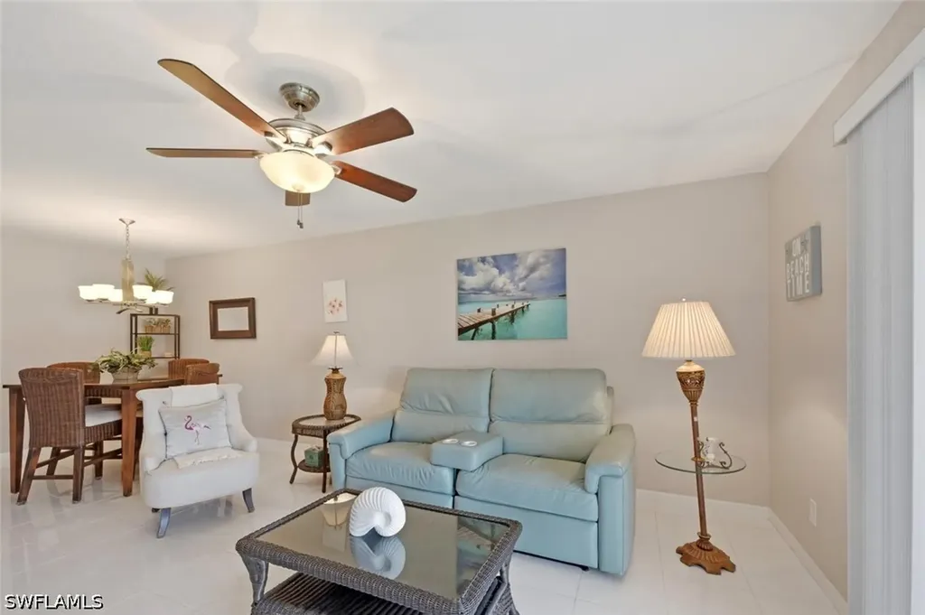 4987 Pepper Circle Naples FL 34113