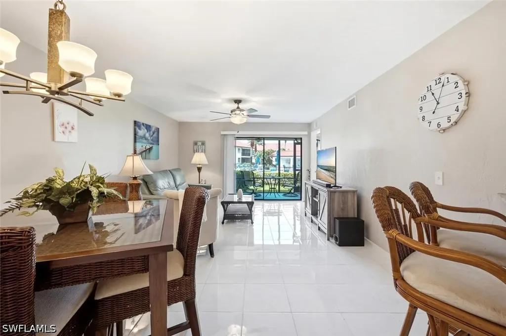 4987 Pepper Circle Naples FL 34113