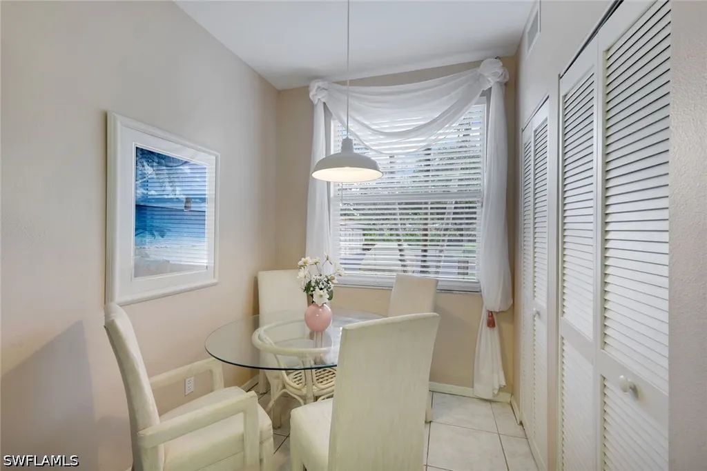 6384 Huntington Lakes Circle Naples FL 34119