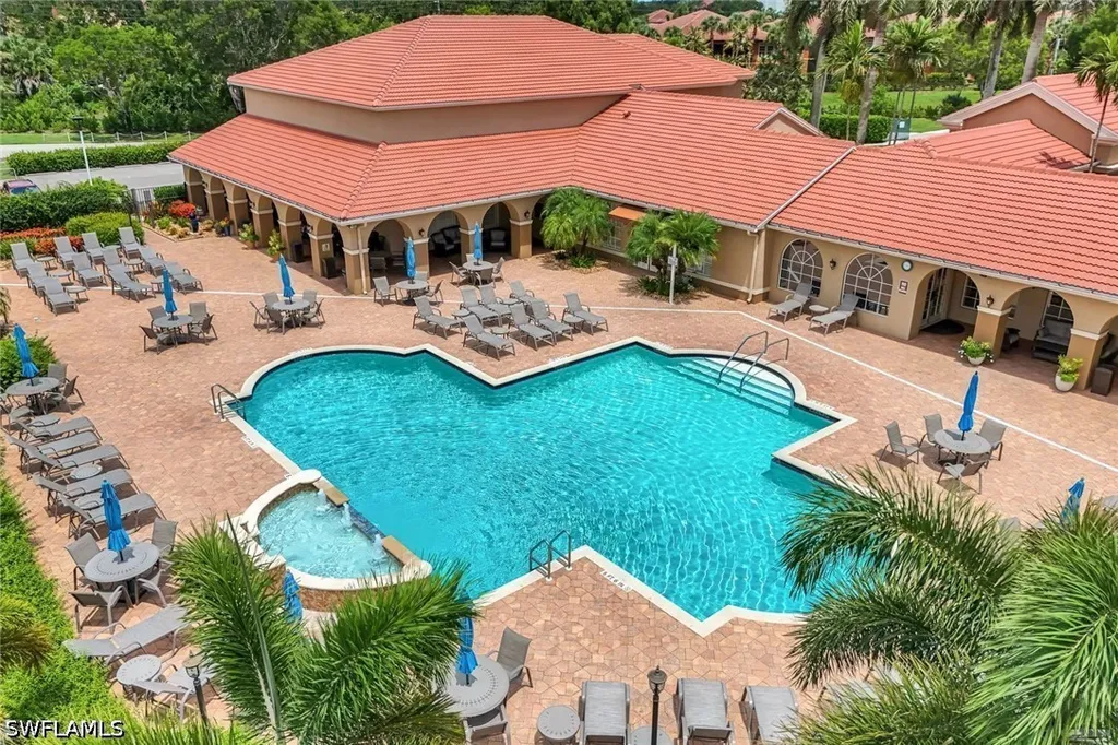 6384 Huntington Lakes Circle Naples FL 34119