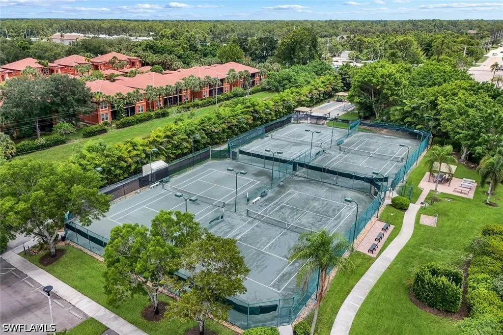 6384 Huntington Lakes Circle Naples FL 34119