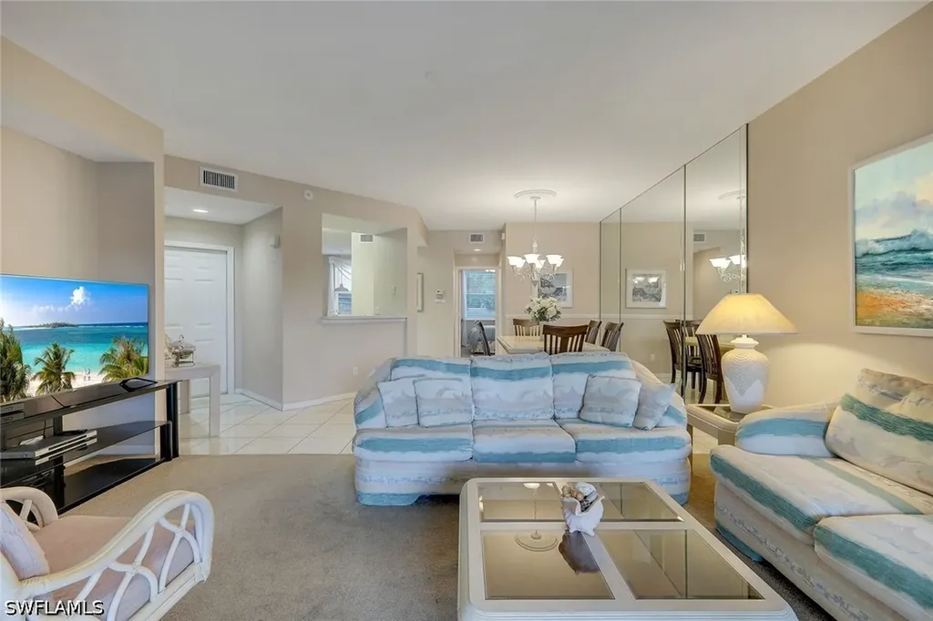 6384 Huntington Lakes Circle Naples FL 34119