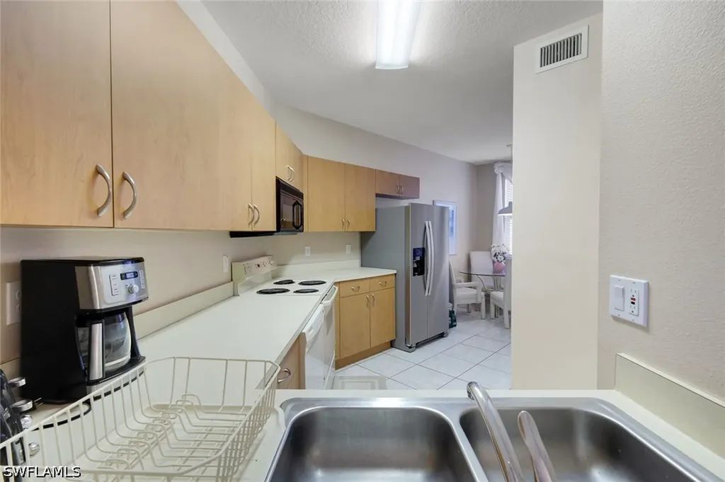 6384 Huntington Lakes Circle Naples FL 34119
