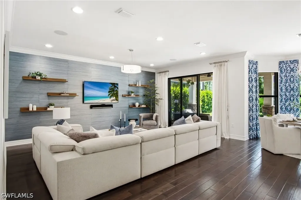 3908 Gibralter Drive Naples FL 34119