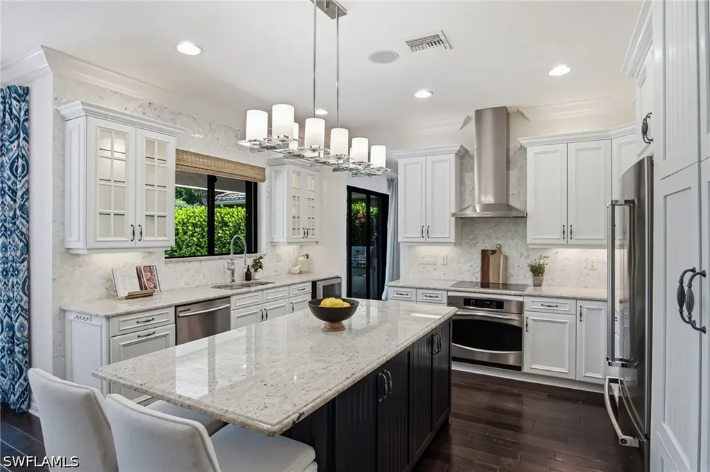 3908 Gibralter Drive Naples FL 34119