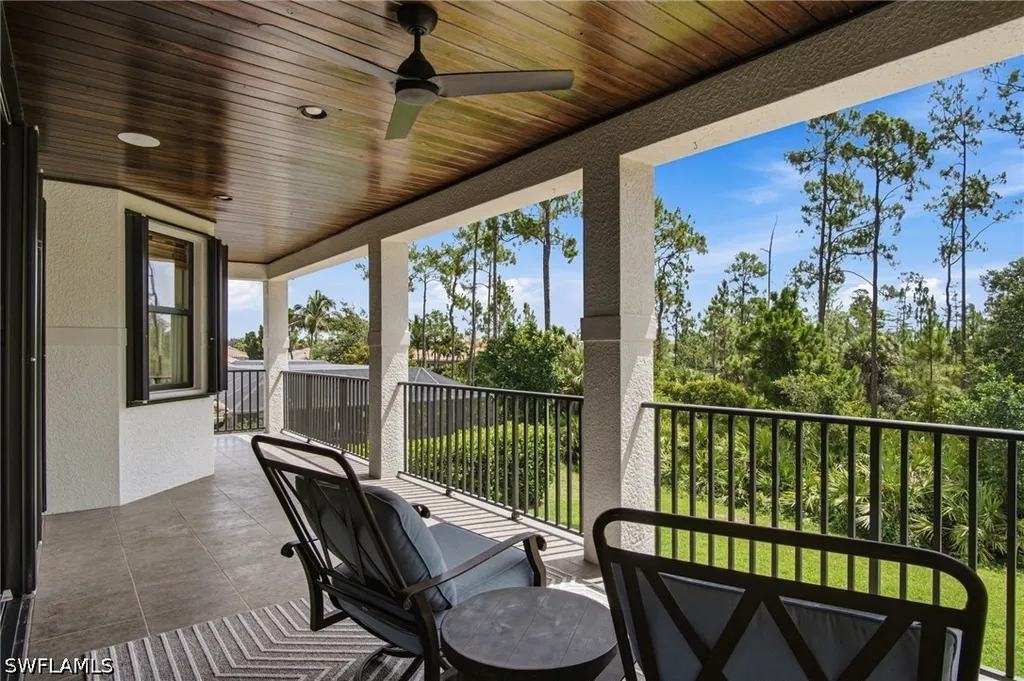 3908 Gibralter Drive Naples FL 34119