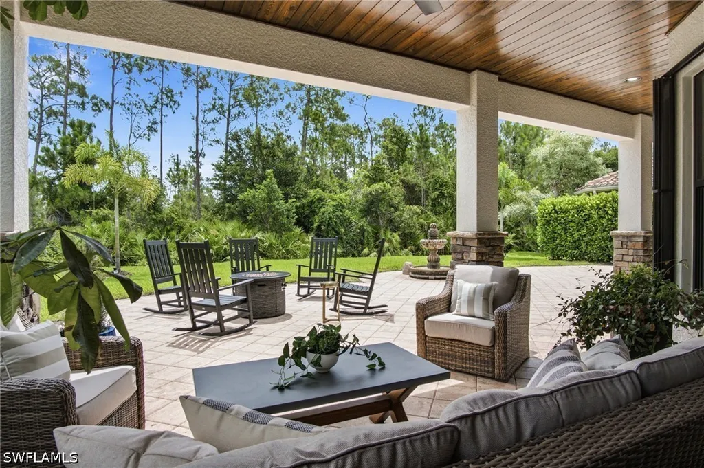 3908 Gibralter Drive Naples FL 34119