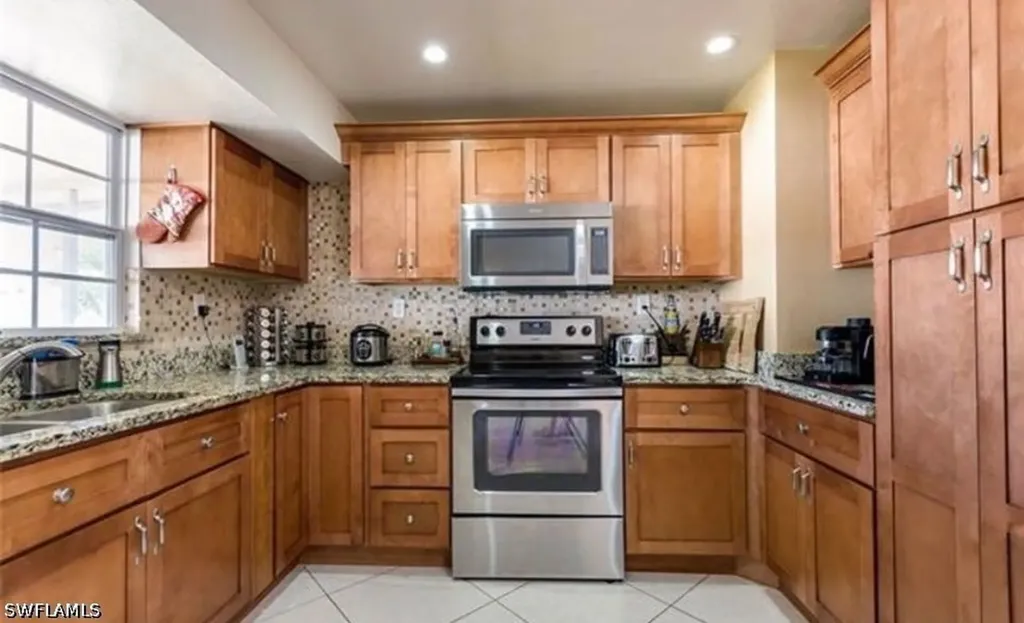 5325 23rd Place SW Naples FL 34116
