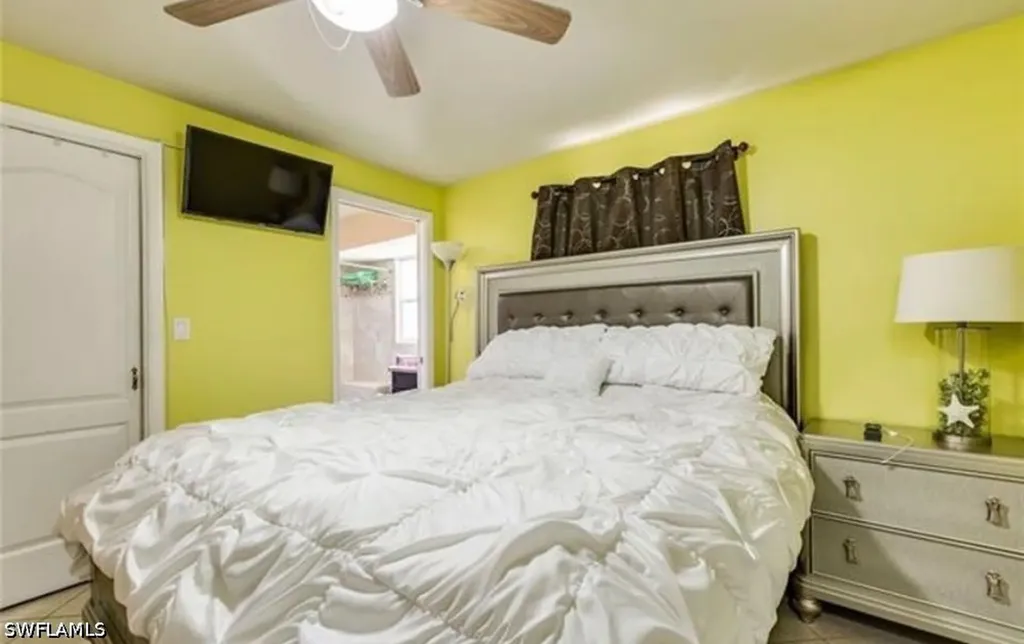 5325 23rd Place SW Naples FL 34116