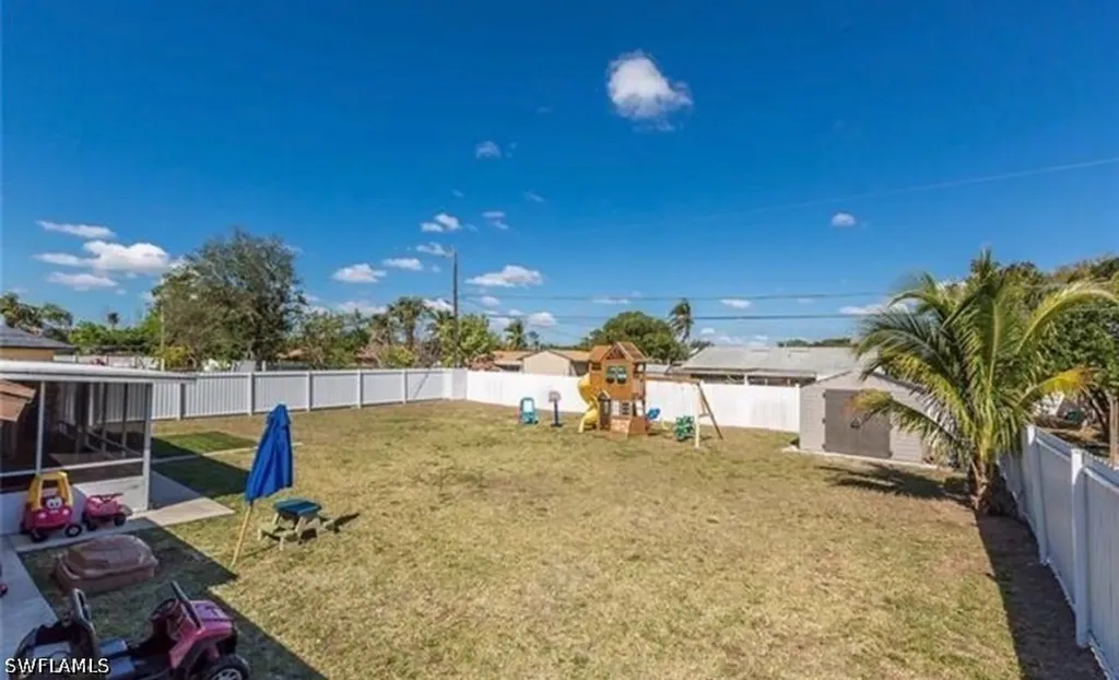 5325 23rd Place SW Naples FL 34116