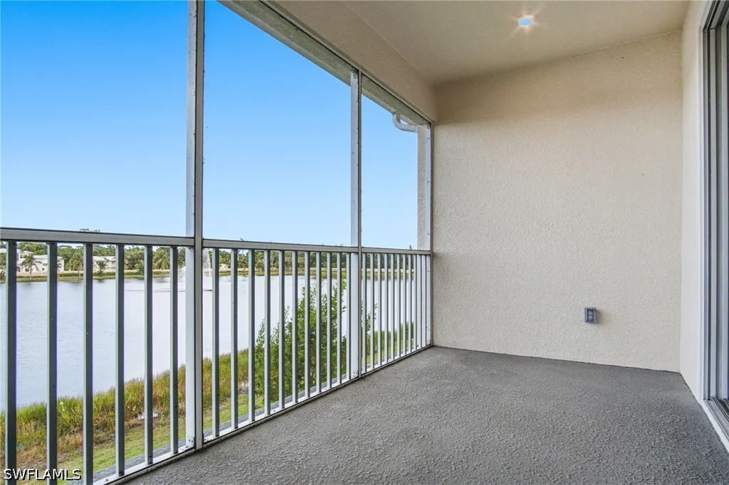 4596 Arboretum Circle Naples FL 34112