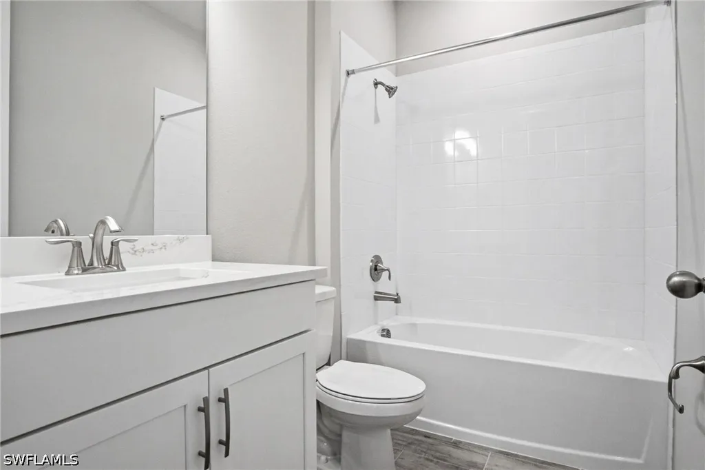 4596 Arboretum Circle Naples FL 34112