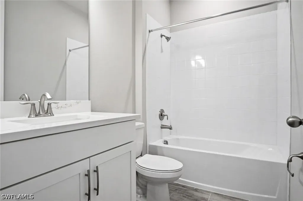 4596 Arboretum Circle Naples FL 34112