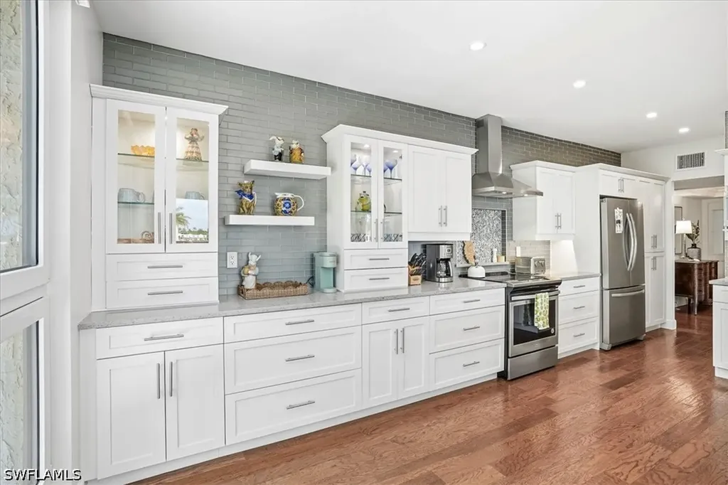 4031 Gulf Shore Boulevard N Naples FL 34103