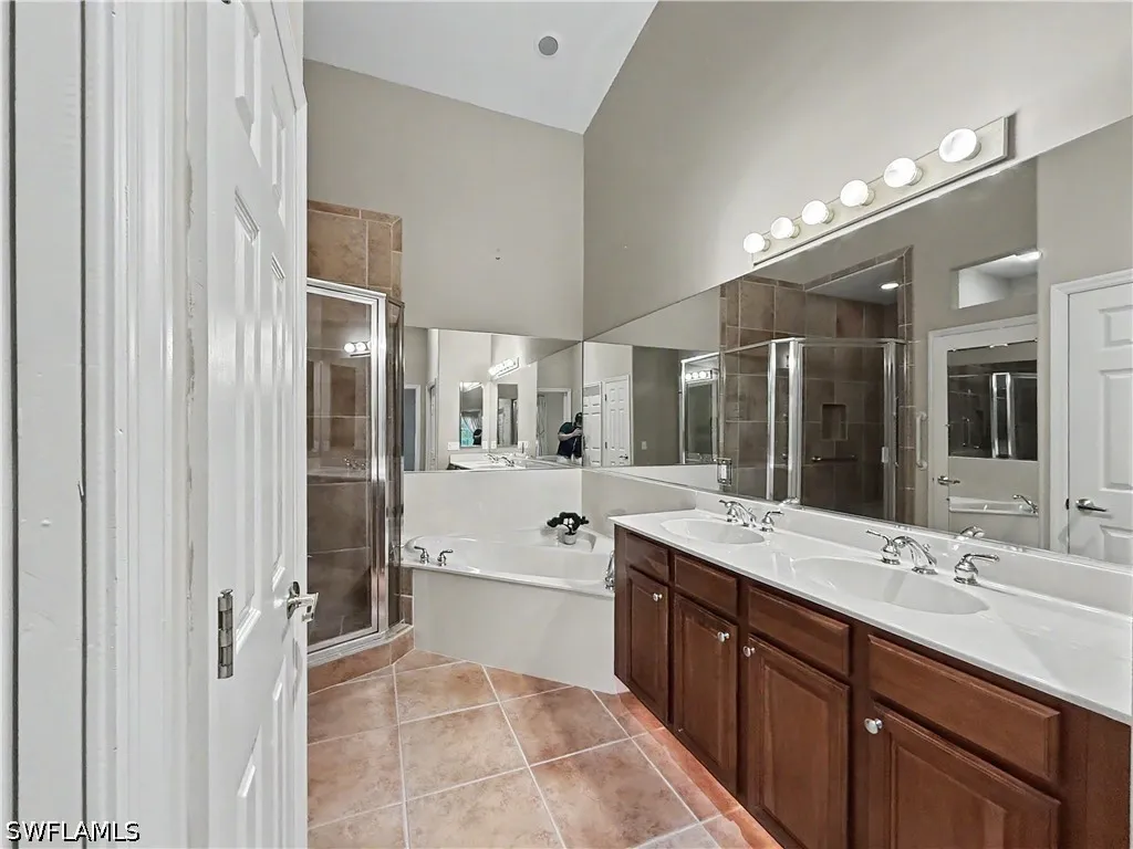 8390 Big Acorn Circle Naples FL 34119