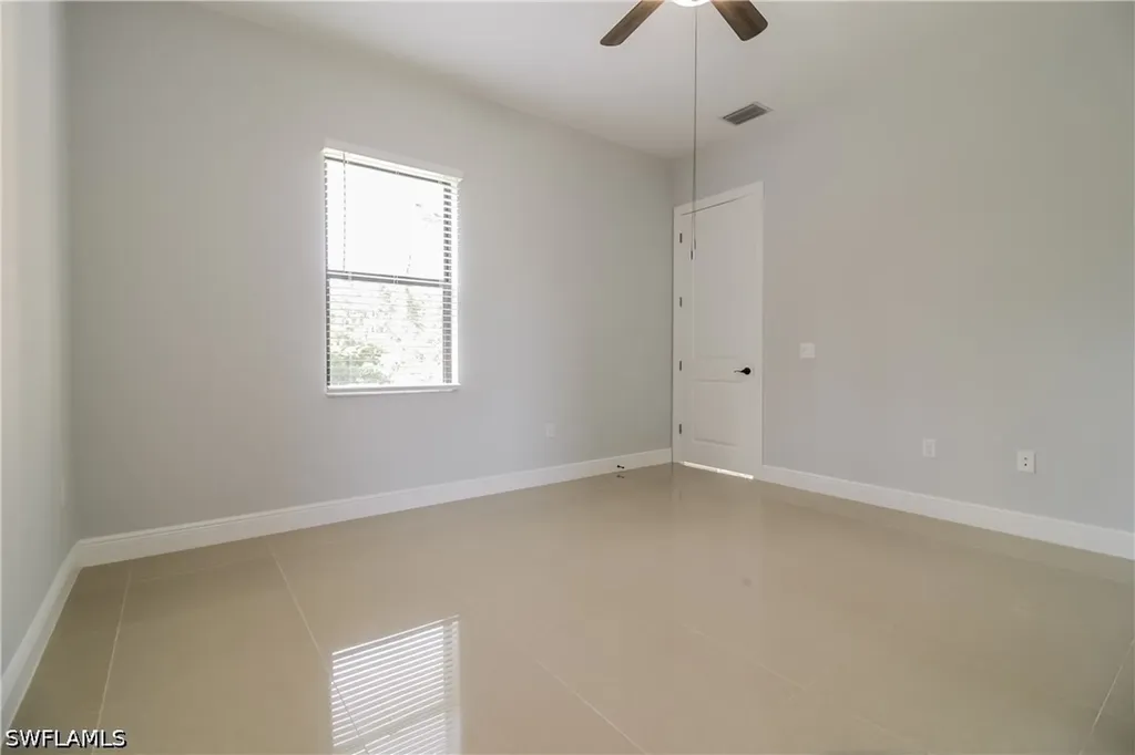 3418 4th Street SW Lehigh Acres FL 33976