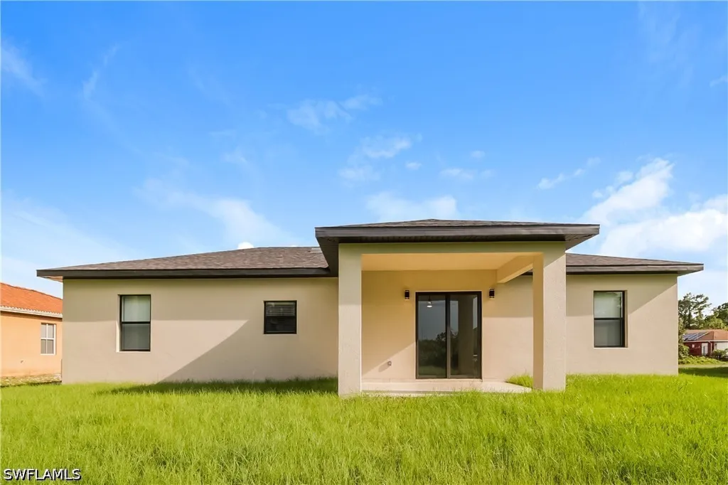 3418 4th Street SW Lehigh Acres FL 33976