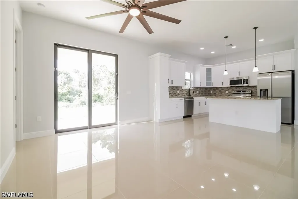 3418 4th Street SW Lehigh Acres FL 33976