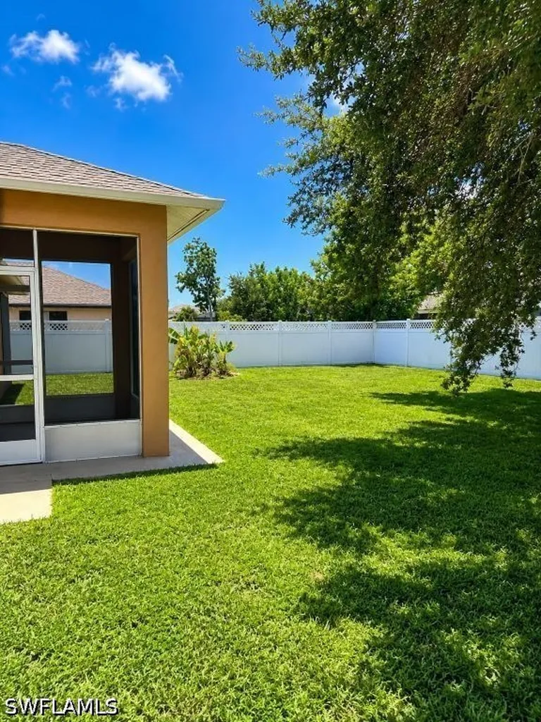 2008 Viscaya Parkway Cape Coral FL 33990