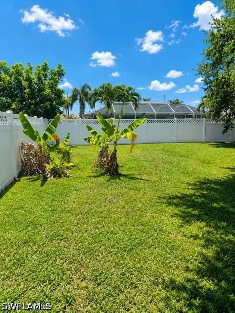 2008 Viscaya Parkway Cape Coral FL 33990