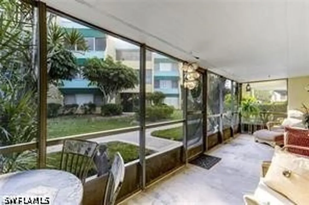 925 Palm View Drive Naples FL 34110