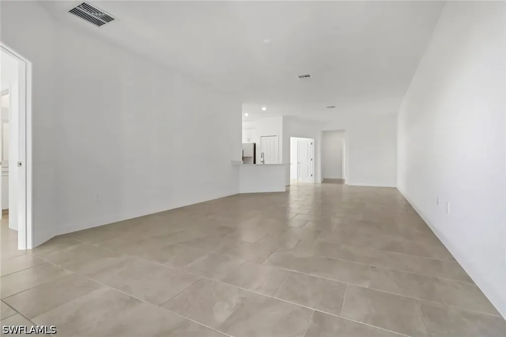19708 Hinkley Drive Estero FL 33928