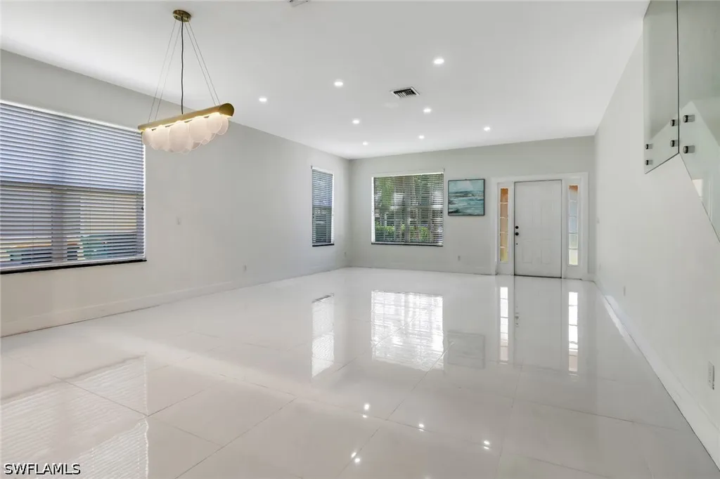 8271 Laurel Lakes Way Naples FL 34119