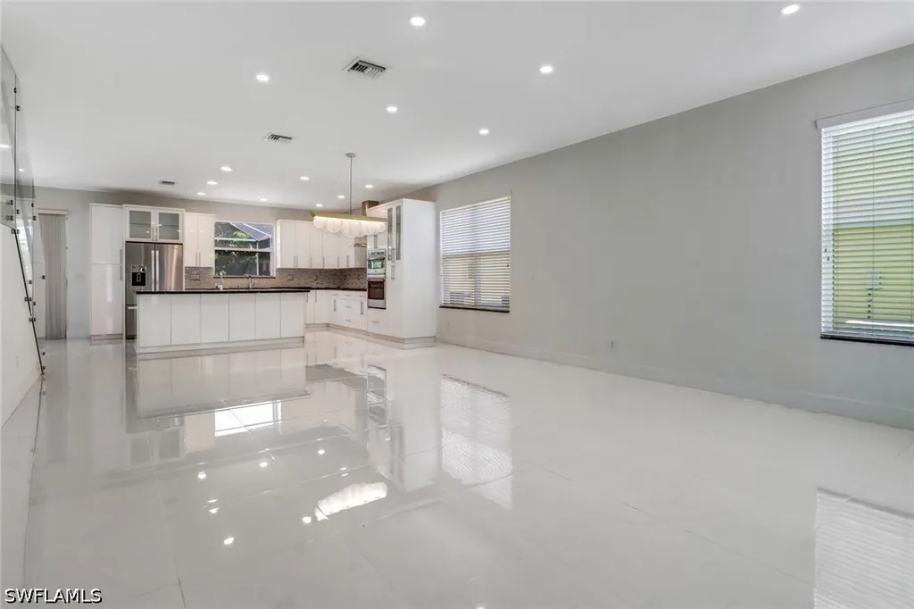 8271 Laurel Lakes Way Naples FL 34119