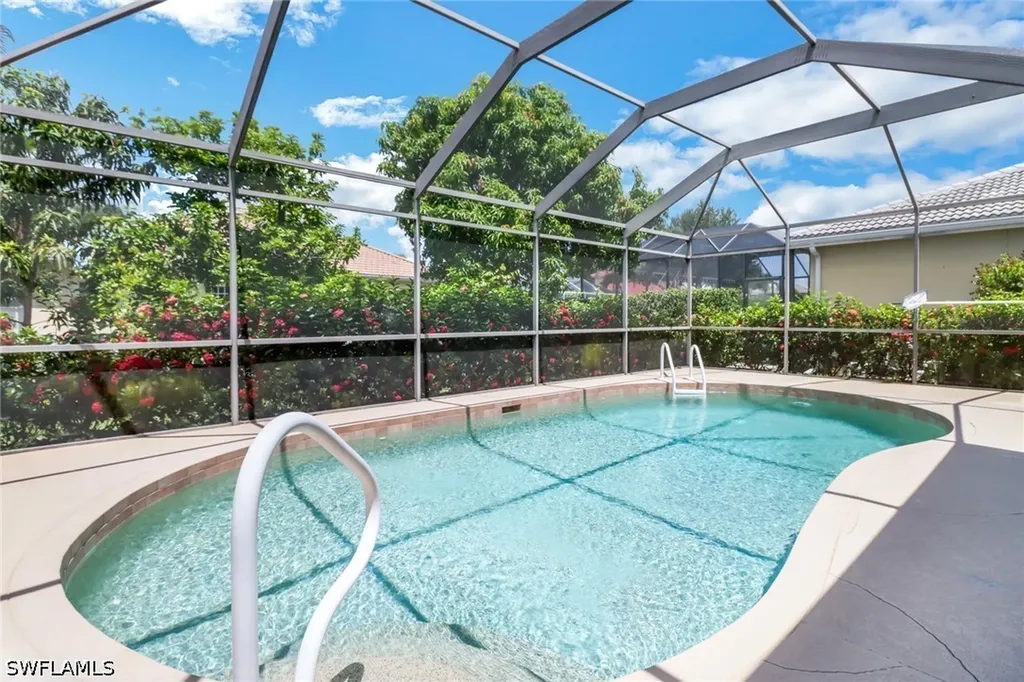 8271 Laurel Lakes Way Naples FL 34119