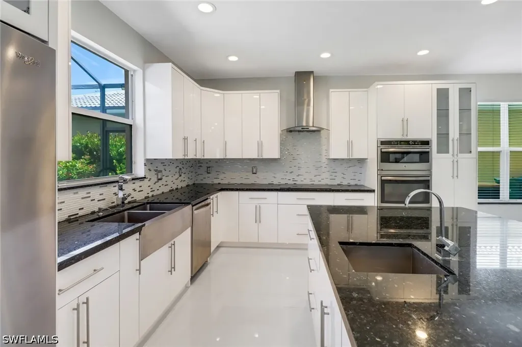 8271 Laurel Lakes Way Naples FL 34119