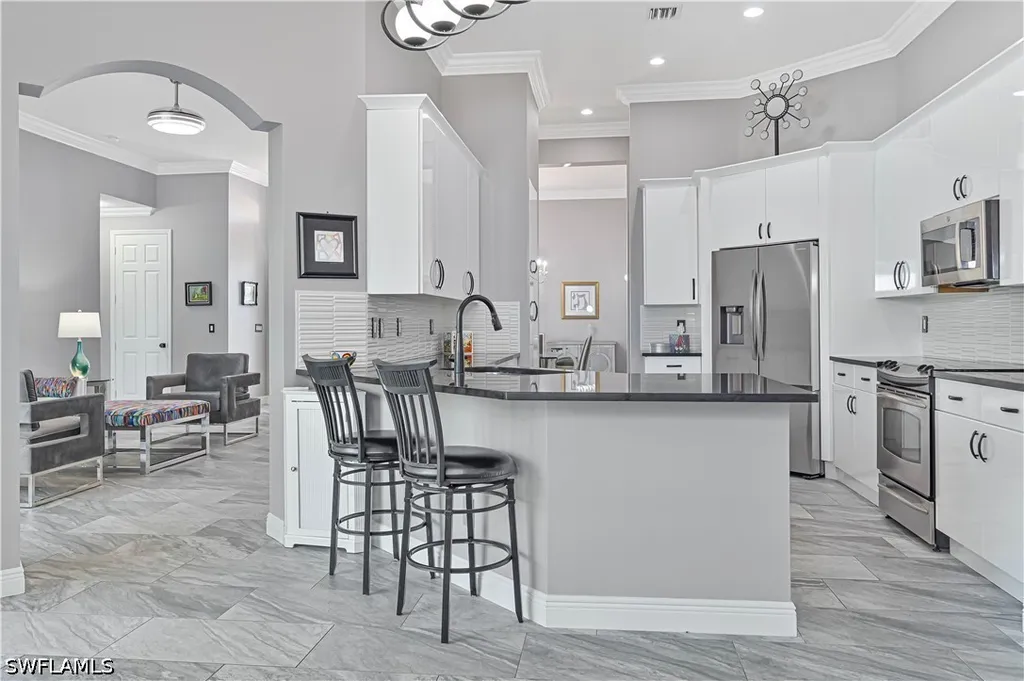 9057 Whitfield Drive Estero FL 33928