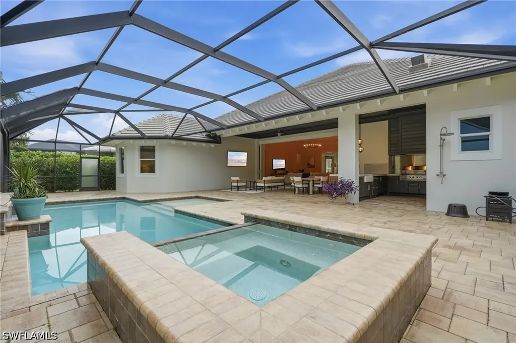 6348 Lyford Isle Drive Naples FL 34113