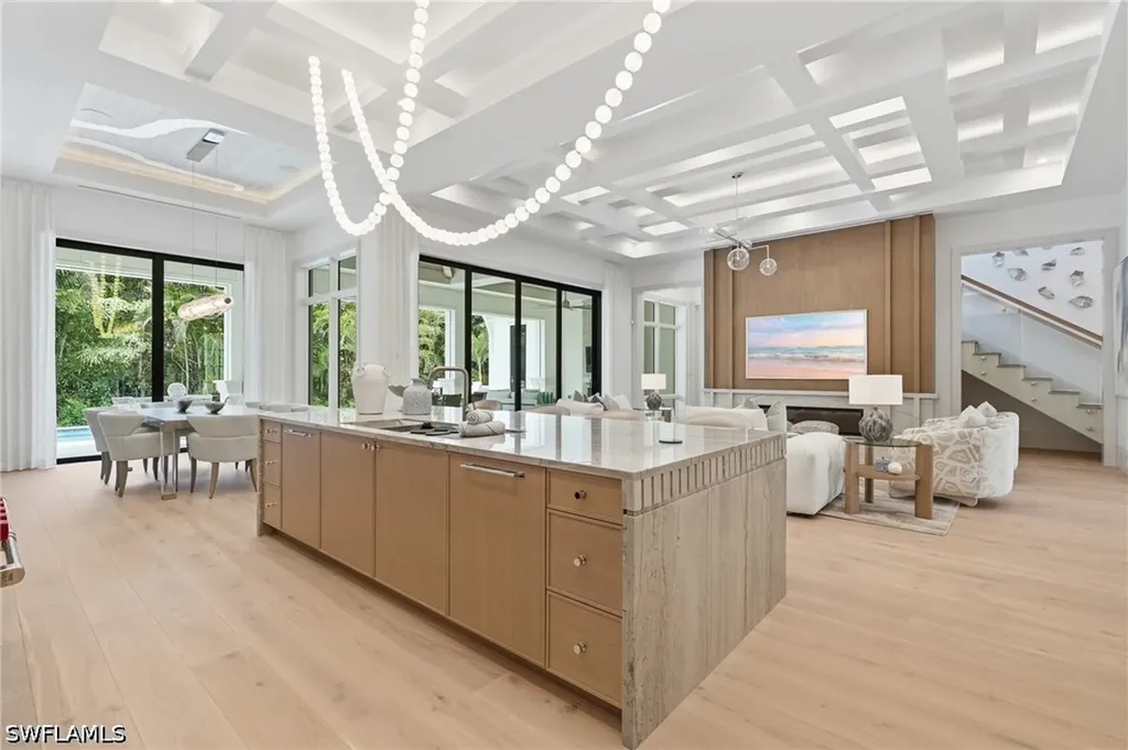 636 Fountainhead Lane Naples FL 34103