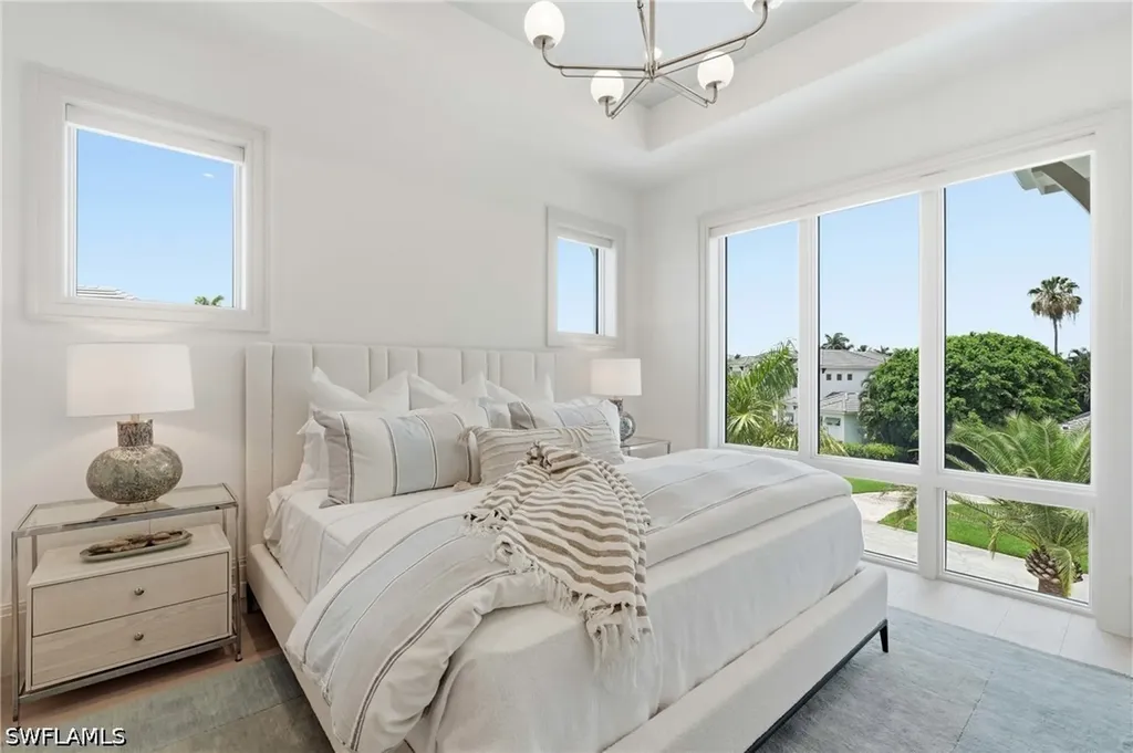 636 Fountainhead Lane Naples FL 34103