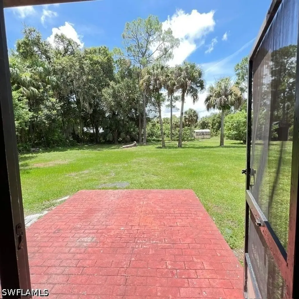 204 E 7th Street Lehigh Acres FL 33972