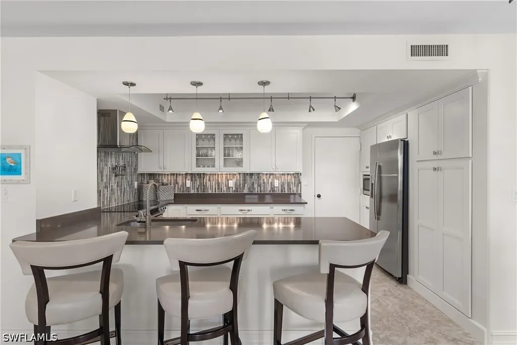 3115 Gulf Shore Boulevard N Naples FL 34103