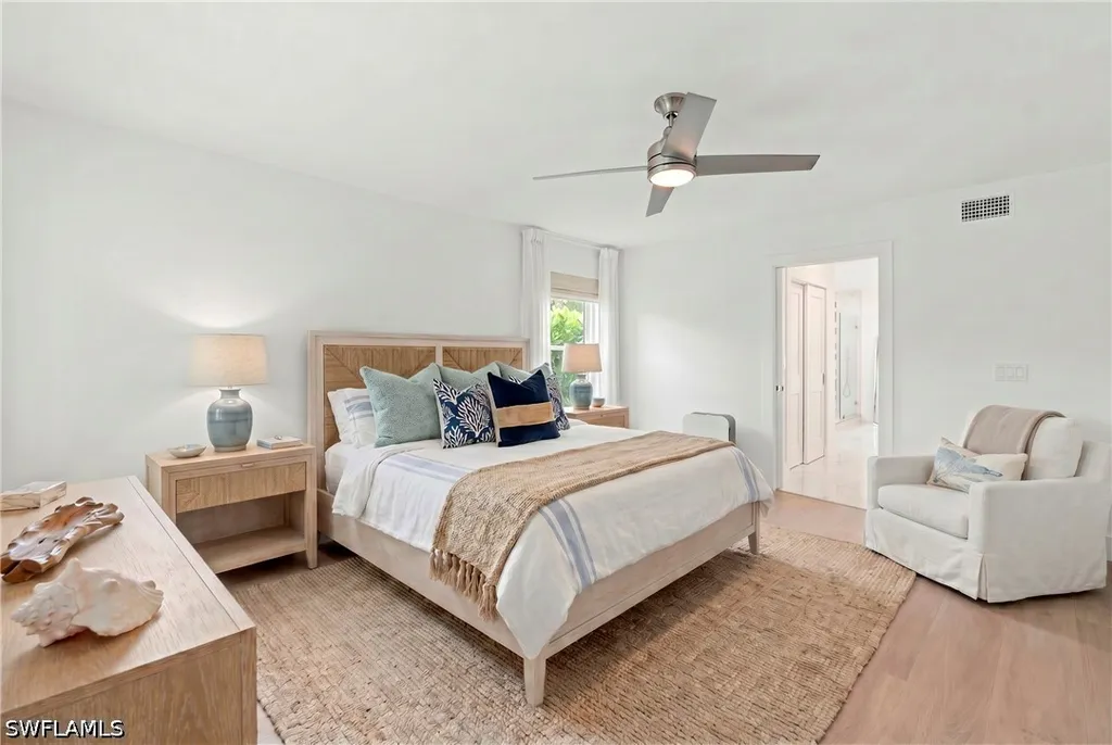 4775 Europa Drive Naples FL 34105
