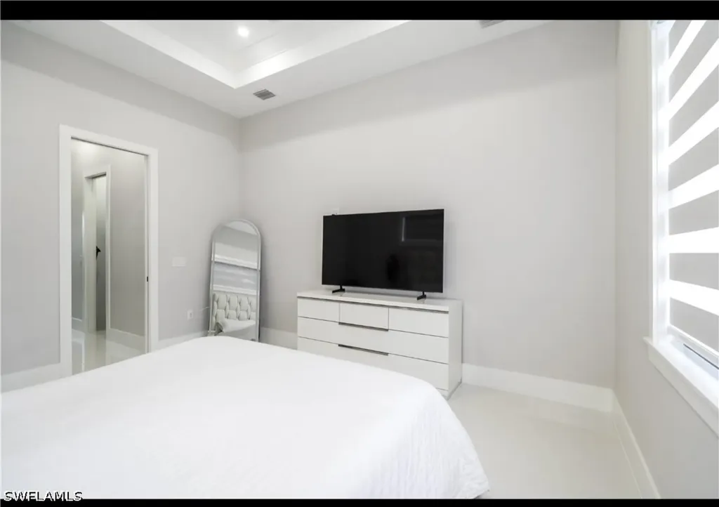 2313 6th Avenue SE Naples FL 34117