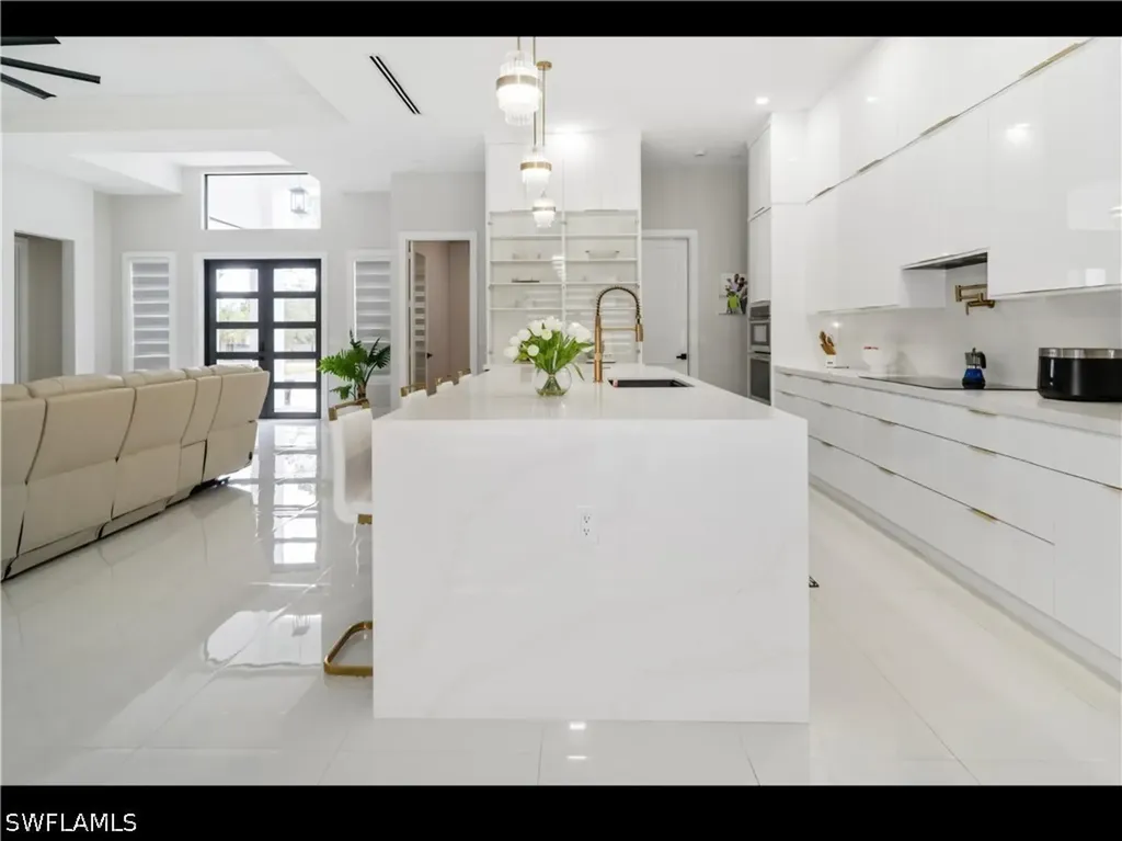 2313 6th Avenue SE Naples FL 34117