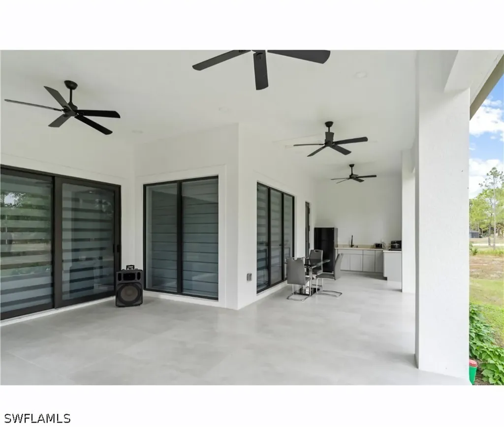 2313 6th Avenue SE Naples FL 34117