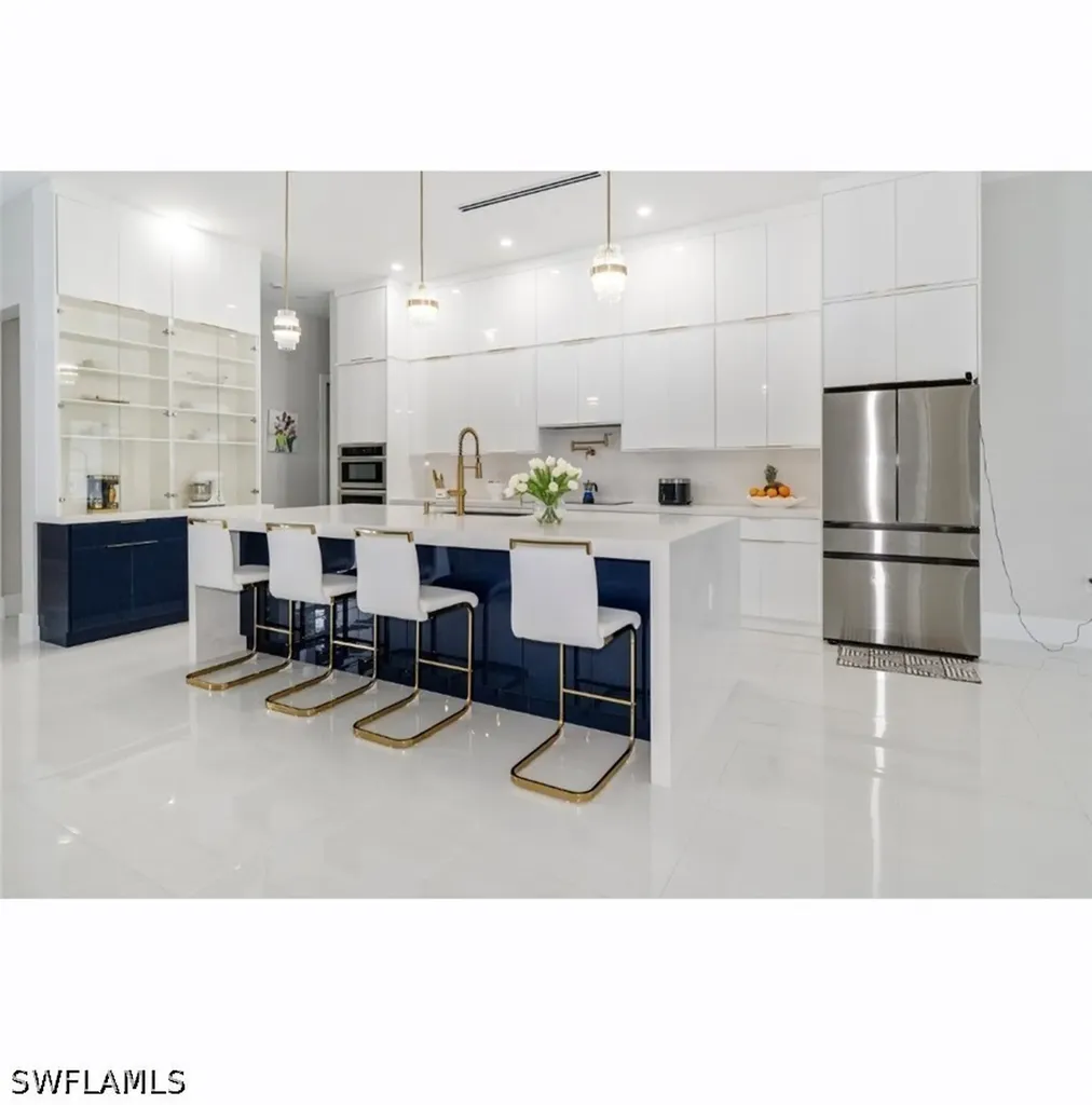2313 6th Avenue SE Naples FL 34117