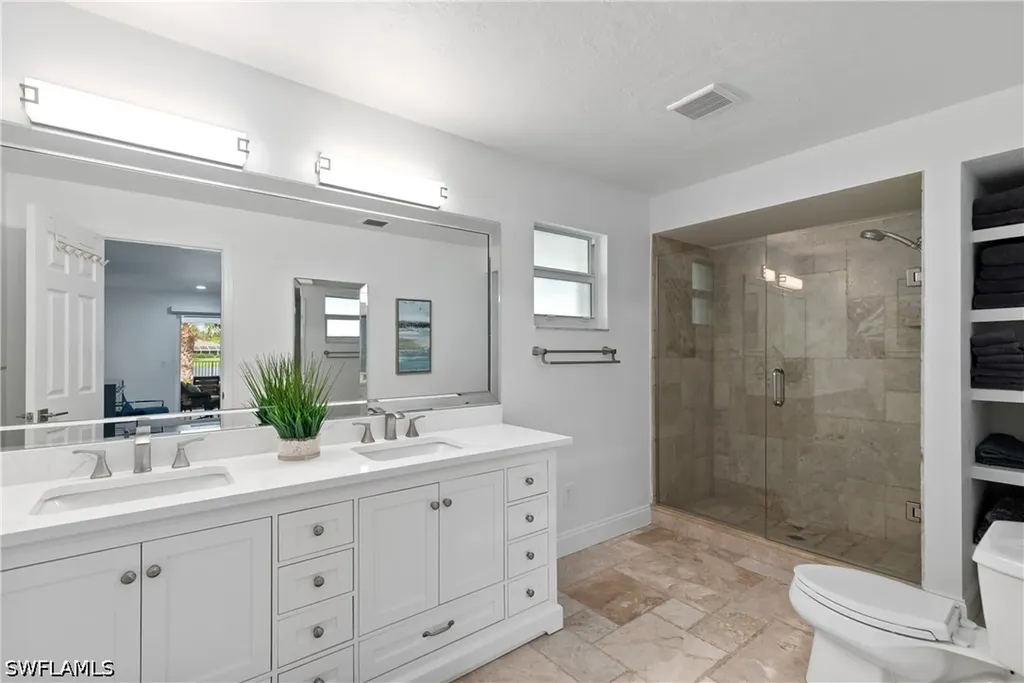 2500 Kings Lake Boulevard Naples FL 34112