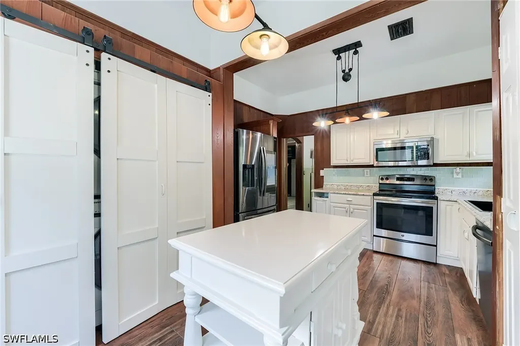 10811 Dean Street Bonita Springs FL 34135
