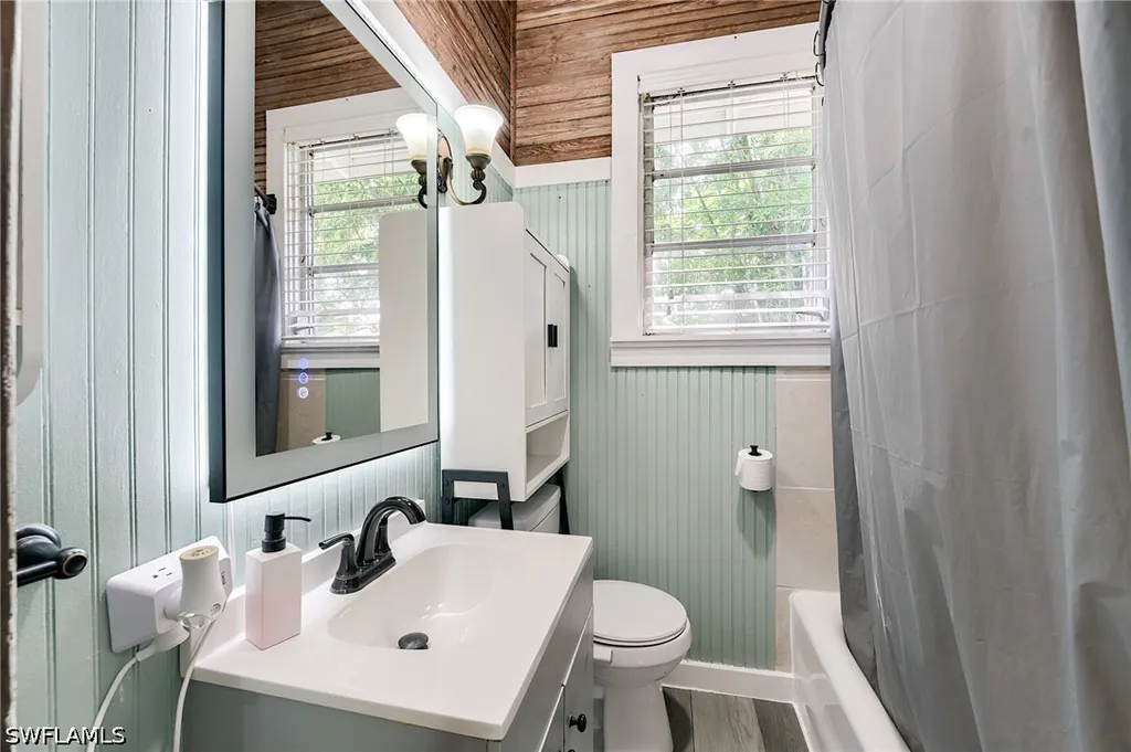 10811 Dean Street Bonita Springs FL 34135